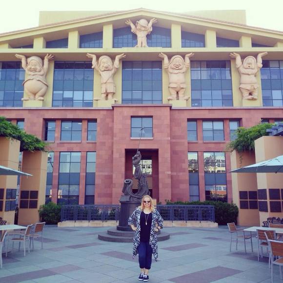 Meet your Posher, Jessica - Picture 1 of 1